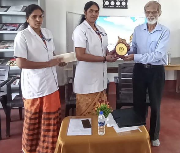 image_editor_output_image1703373197-1661622040775