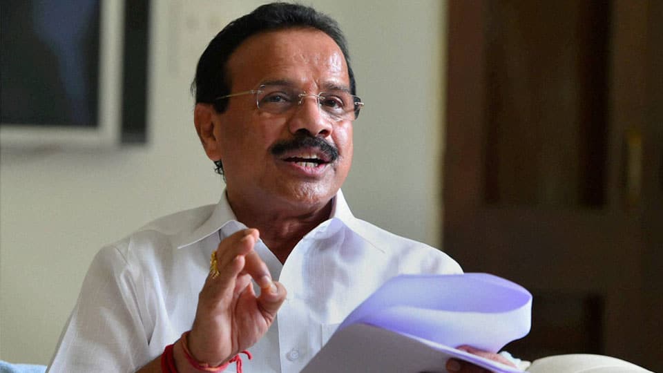 news-31-sadananda-gowda.jpg