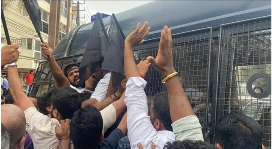 image_editor_output_image-1989213167-1747399996699