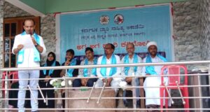 f194dd01a7b64a56ba4d72fa64ff07c5