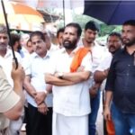 ಪುತ್ತೂರು: ರಸ್ತೆ ದುರಸ್ತಿಗೆ ಆಗ್ರಹಿಸಿ ಸಾರ್ವಜನಿಕ ರಸ್ತೆ ತಡೆದ ಆರೋಪ: ಅರುಣ್ ಕುಮಾರ್ ಪುತ್ತಿಲ ಸಹಿತ ಹಲವರ ವಿರುದ್ಧ ಪ್ರಕರಣ ದಾಖಲು