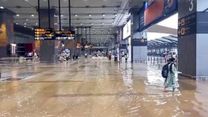04delhi-airport