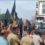 ಸಿಎಂ, ಸಚಿವರಿಗೆ ಕಪ್ಪು ಬಾವುಟ ಪ್ರದರ್ಶನ:SDPI ಕಾರ್ಯಕರ್ತರು, ಮುಖಂಡರು ಪೊಲೀಸ್ ವಶಕ್ಕೆ